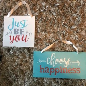 Set of 2 Wooden Wall Art Signs